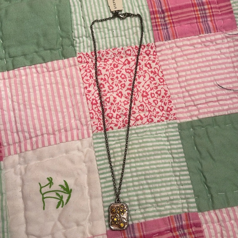 New Stephen & Co 18” pendant